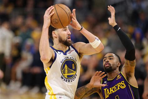Klay Thompson’s 30 points help Warriors even series vs. Lakers